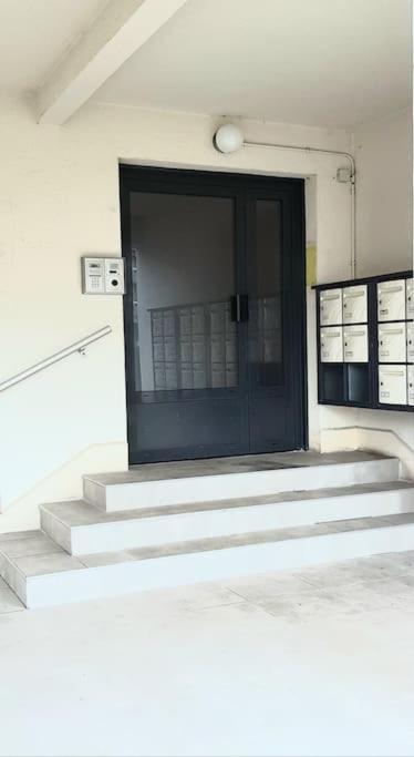 Quartier Des Emailleurs-T4 Avec Balcon Et Garage Limoges Exterior foto